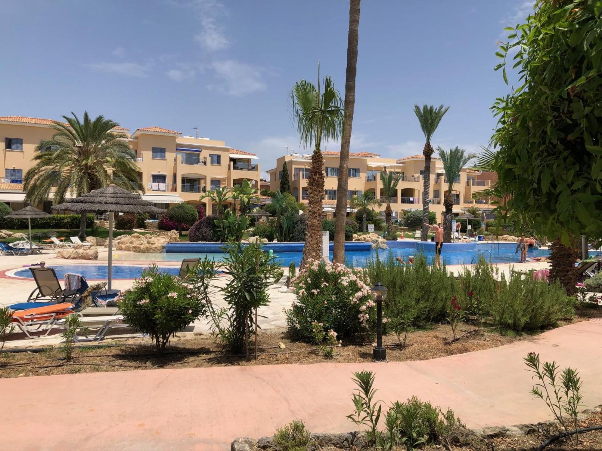 Stylish 1 Bedroom Apartment In Limnaria Gardens Paphos 外观 照片